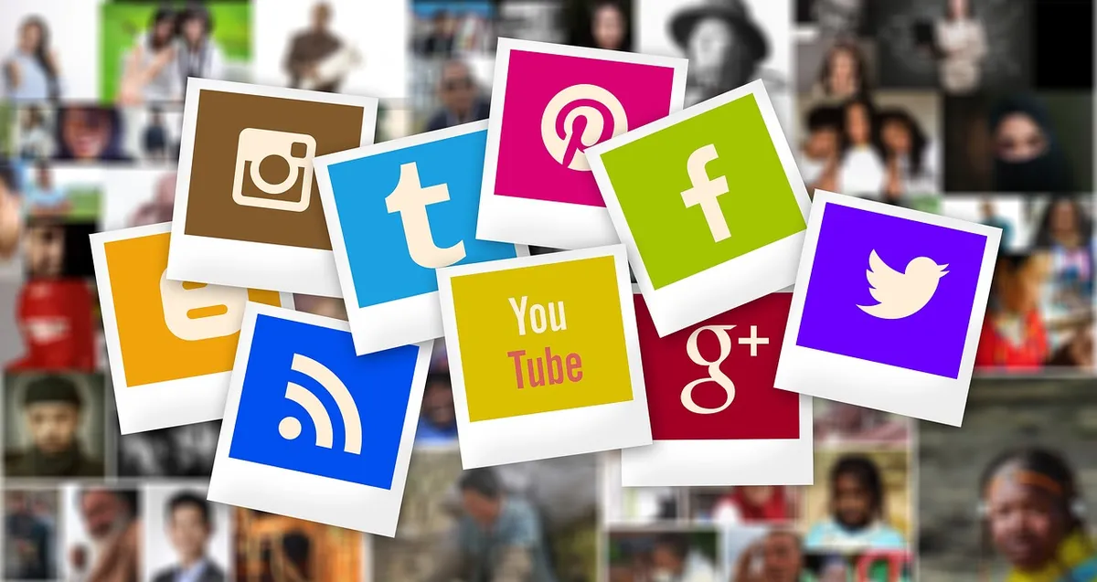 people, google, polaroid, pinterest, template, social, media, network, networking, social network, social networking, symbols, internet, digital, web, facebook,